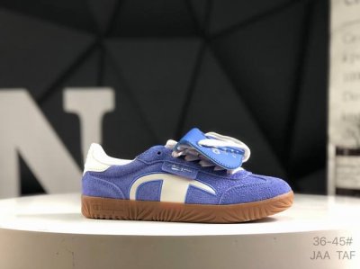 冠军 Champion Essentials Champ T-Trainer 基础训练系列 德训足球风运动板鞋 原楦原纸版开发 内嵌环保海玻璃Eva鞋垫 采用荔