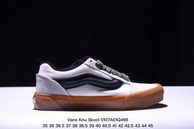 Vans Knu Skool 百搭休闲防滑减震低帮 板鞋男女同款vans 面包深灰胶底 颜色：Vans 面包深灰胶底 货号：Vn000D22Pwt 尺码：35