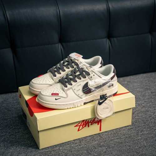核心私 Nike Dunk 全套原楦原模倾力打造完美版型 独家原厂航空铝磨具打磨大底 鞋头坡度极致还原 无解鞋型 原盒原配 圈内天花板工艺 原厂冲刀 超高清洁度