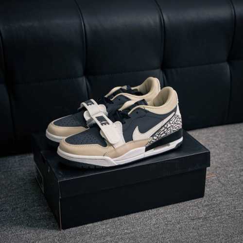 核心私 Nike Air Jordan Legacy 312 Low 乔丹 Aj 312 最强三合一混合版 有着交错结合的设计，它的名字就展现出它所包含的鞋款元
