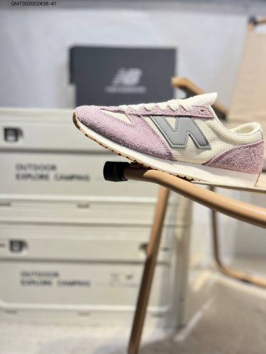 新百伦 Nb327 Nb 471复古慢跑鞋 New Balance 471 复古先锋 Ms327系列复古休闲运动慢跑鞋 上世纪 70 年代的意大利街头风格Nb新
