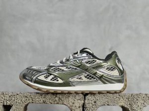 M版 Bottega Veneta Bv葆蝶家 王一博同款低帮休闲鞋 全新海淘专送品质 采用轻质科技网布面料 搭配几何图案设计橡胶外底 王炸系列 高版本 认准套