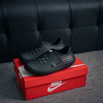 核心私 nike Reactx Rejuven8 耐克夏日穿搭凉鞋 #采用质感柔软且出众回弹的 Reactx泡绵 缔造非凡舒适的日常穿着体验 助你保持活力 货号