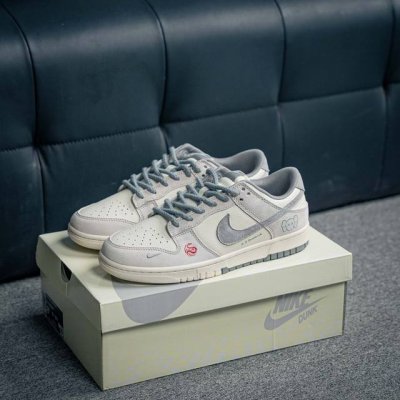 核心私 Nike Dunk 全套原楦原模倾力打造完美版型 独家原厂航空铝磨具打磨大底 鞋头坡度极致还原 无解鞋型 原盒原配 圈内天花板工艺 原厂冲刀 超高清洁度