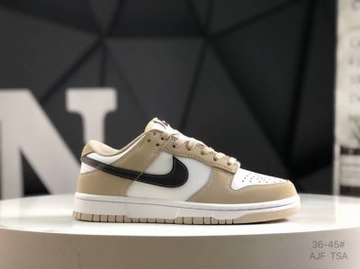 耐克 Nike Dunk Low 复古低帮休闲运动滑板板鞋 采用脚感柔软舒适Zoomair气垫 有效吸收滑板等极限运动在落地时带来的冲击力 为街头运动者们提供更