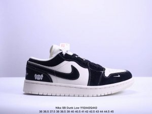 海外爆款限量发售！公司级 Nike SB Dunk Low“SUP联名 黑白黑勾” 周年高端定制 低帮休闲板鞋 定制鞋盒 大厂纯原品质出货 超高清洁度 皮料切割