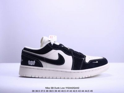 海外爆款限量发售！公司级 Nike SB Dunk Low“SUP联名 黑白黑勾” 周年高端定制 低帮休闲板鞋 定制鞋盒 大厂纯原品质出货 超高清洁度 皮料切割