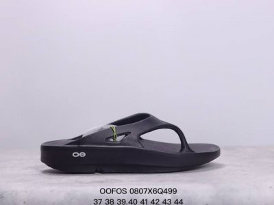 oofos 圆头套脚logo 运动恢复人字拖鞋 男款黑色 尺码：37-44 xm0807Q499