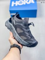 神版 Hoka One One Hora 2 霍帕拉系列涉水休闲户外露营凉鞋 作为先锋品牌的 Hoka One One总是以独特的方式，Hora是一款溯溪鞋，又