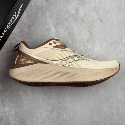 本地 核心私 Saucony Triumph 22 Gtx 潮流舒适防滑耐磨 低帮跑步鞋 全新升级Pwrrun Pb中底 脚感再度升级，提供持久强劲动能 中底边
