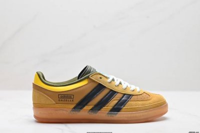 公司级adidas Originals Bad Bunny Gazelle Indoor 三叶草休闲防滑耐磨低帮板鞋 鞋头出色设计 塑就出众贴合感 稳固的后跟贴