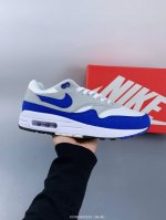 公司级耐克Nike Air Max 1 经典复古小气垫缓震跑鞋 鞋面由皮和革织物打造，犀利的条线打造出酷劲十的足视觉效果 网布鞋增面强透气性，穿着为极舒适 经可