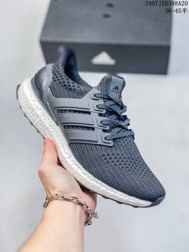 Safhj 公司级adidas Ultra Boost Triple Ub4.0原装真标 真爆 虎扑正确版 与官方一致 全掌boost搭配马牌橡胶大底，延续了前