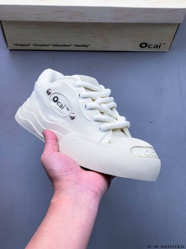 公司级！复古球鞋Ocai Vibe风 近期很火的一款面包鞋，帅惨了～就Ocai复古大面包鞋可以说是我最近出门的心头大爱了，肥大的鞋身，加上很多果冻感的细节装饰，