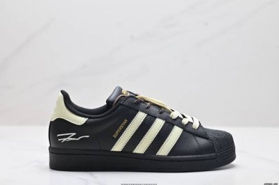 公司级阿迪达斯adidas三叶草 Originals Superstar贝壳头系列低帮经典百搭休闲运动板鞋 货号:Eg4959-Teamk10 尺码:35.5