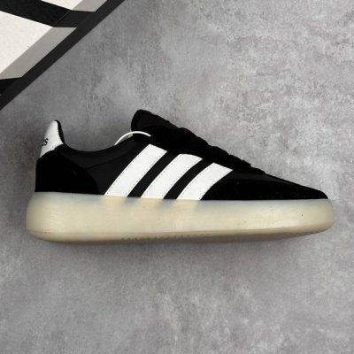 本地 核心私 Adidas Barreda Decode 阿迪达斯 低帮 黑白 舒适百搭防滑耐磨轻便板鞋 这双鞋在外观设计上独具匠心，融合了时尚与实用性的双重考