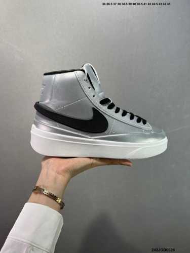 160 nike Blazer Phantom Low 厚底增高休闲鞋 采用轻盈利落设计 焕新演绎经典鞋款该鞋款带来舒适足底体验 货号：Fn5820 100 i