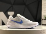 耐克 Nike Revolution 7透气 低帮 跑步鞋兼顾迅疾外观和稳固脚感，后跟覆面和中足动态支撑巧妙融合，缔造稳定顺畅的迈步体验 货号：Fb2208 0