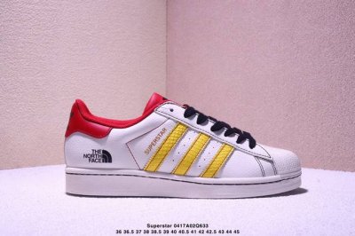纯原 Clot X Ad Originals Superstar “金标” #贝壳头Lv限定 贴合柔软皮料米白蓝金经典配色 ，这其中也包括我们非常熟知的Clot