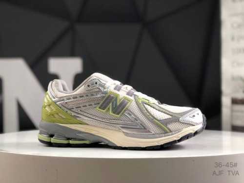 New Balance M1906系列 复古单品宝藏老爹鞋款 公司级 复古元素叠加 质感超级棒 楦版型材料细节做工精细 作为Nb最经典的档案鞋型之一 与2002