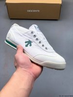 Descente迪桑特Chron系列复古运动休闲鞋 0414671H26
