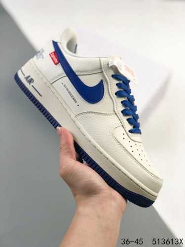 公司级真标带半码！ 耐克nike Air Force 1 Low 空军一号 Supreme联名 低帮百搭休闲运动板鞋 柔软、弹性十足的缓震性能和出色的中底设计，
