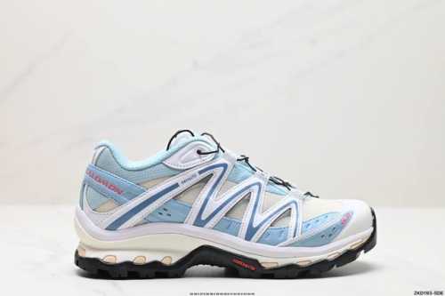 公司级salomon Xt-Quest Adv ” Beige “ 萨洛蒙 探索者系列户外越野跑鞋 474789 鞋面采用sensifit贴合技术 全方位贴合包