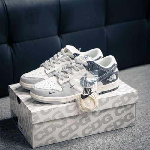 Nike Dunk 全套原楦原模倾力打造完美版型 独家原厂航空铝磨具打磨大底 鞋头坡度极致还原 无解鞋型 原盒原配 圈内天花板工艺 原厂冲刀 超高清洁度 全鞋零