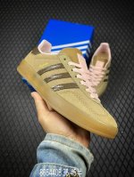B 公司级Adidas Originals Gazelle Indoor 三叶草休闲防滑耐磨低帮板鞋 鞋头出色设计 塑就出众贴合感 稳固的后跟贴合足部曲线设计