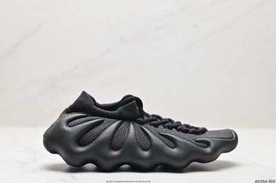公司级阿迪达斯 Adidas Yeezy 450 侃爷椰子 贾斯丁比伯同款 编织袜套鞋 该系列搭配夸张的锯齿中底设计 独特的上翻结构十分符合各路球鞋玩家给他的爱