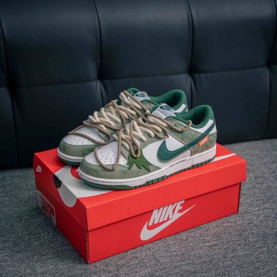 核心私 Nike Dunk 全套原楦原模倾力打造完美版型 独家原厂航空铝磨具打磨大底 鞋头坡度极致还原 无解鞋型 原盒原配 圈内天花板工艺 原厂冲刀 超高清洁度