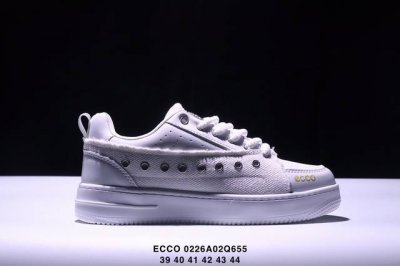 Ecco爱步 广东原版透气 配备原版三件套 防尘纸 高弹大底 全头层牛皮 新款百搭休闲款 纯手工制成 鞋面走线工整 清晰质感 原单品质 拼接运动透气网布 采用E