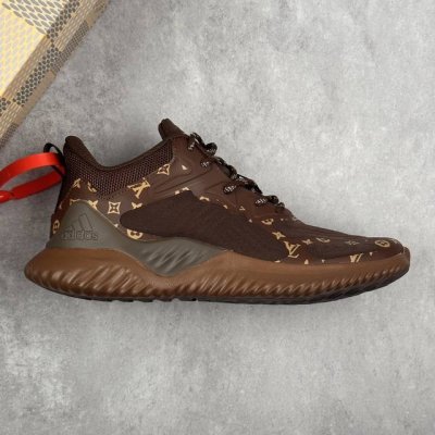 本地 核心私 阿迪达斯 Adidas Alphabounce Beyond M 阿尔法 Lv联名款休闲跑步鞋 阿尔法这款跑步鞋，采用弹力鞋面，舒适贴合，旨在为专