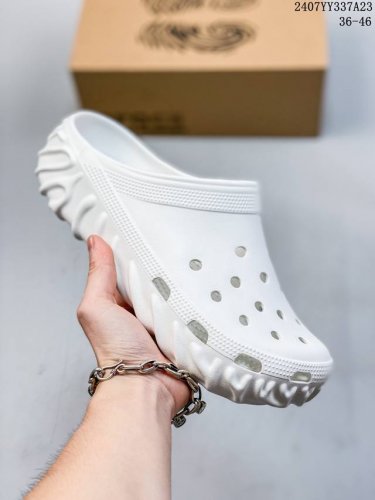 Crocs卡洛驰salehebembury X Thesaruclog运动休闲沙滩包头凉拖鞋 尺码:36-46 07Yy337A23