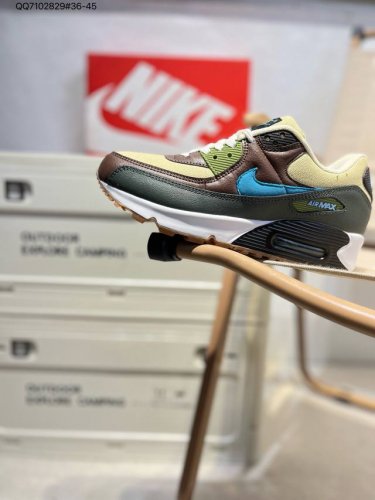 耐克Nike Air Max 90 经典复古小气垫缓震跑鞋 鞋面由皮和革织物打造，犀利的条线打造出酷劲十的足视觉效果 网布鞋增面强透气性，穿着为极舒适 经可典视