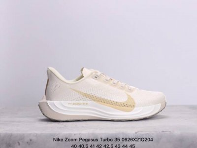 真标耐克nike Zoom Pegasus Turbo 35代涡轮增压马拉松慢跑鞋 Nike 首度结合全掌 Zoomx 加上全长 React 的跑鞋 Zoomx