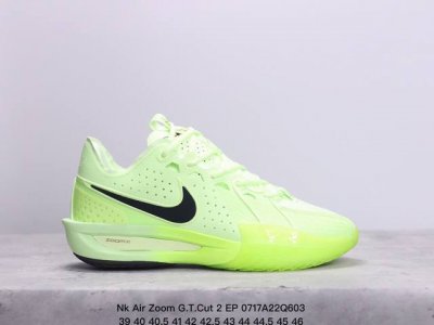 Nk Air Zoom G.T.Cut 3 Ep 耐克gt3.0实战系列篮球鞋 专为精英剪裁者、跑步者和跳投者设计的鞋款，凭借其高科技缓震包风靡篮球界。尤其是g