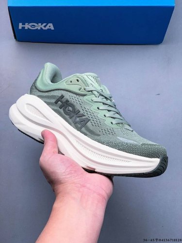 Hoka One One Bondi 9 余文乐同款 新款缓震跑鞋 万众期待的Bondi系列终于迎来了更新，作为Hoka缓震跑鞋的杠把子，Bondi缓震性能非常