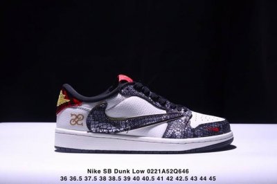 330 高端定制Nike Sb Dunk Low 蛇年限定——蛇鳞纹黑白高端定制 中国结低帮休闲板鞋 定制鞋盒 大厂纯原品质出货 超高清洁度 皮料切割干净无任何