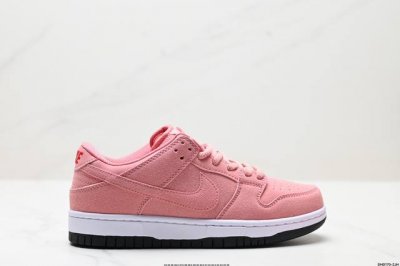 真标耐克Nike Sb Dunk Low Retro 扣篮系列 复古低帮休闲运动滑板板鞋 采用脚感柔软舒适Zoomair气垫 有效吸收滑板等极限运动在落地时带来