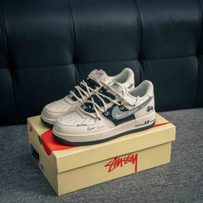 核心私 Air Force 1 原装级别 原楦头原纸板 打造纯正空军版型专注外贸渠道 全掌内置蜂窝气垫 原盒配件 原厂中底钢印、拉帮完美 货号：Dm6868 0