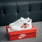 250 核心私 Nike Court Borough Low 魔童哪吒联名 低帮百搭 透气休闲运动板鞋 兼顾舒适脚感和出众风范 演绎匠心之作 结构性的支撑贴合感