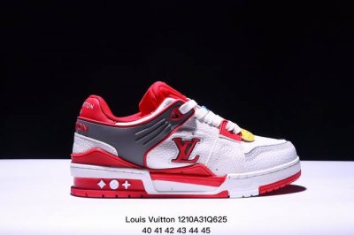 Louis Vuitton 路易威登 男女鞋配置厚实抽屉礼品鞋盒，采用荔枝纹二层牛剖革组合粒面牛剖革鞋面材质，鞋垫嵌入软脚感eva物料，外置tpr光泽隔色鞋底法