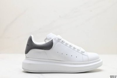 公司级意大利高奢品牌Alexander Mcqueen亚历山大 麦昆 Sole Leather Sneakers低帮时装厚底休闲运动小白鞋 货号:462214