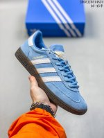 公司级Adidas Handball Spezial 官方正确版本 阿迪达斯经典款 复古休闲板鞋 全鞋采用反毛皮制作 牛筋耐磨大底 承载青春情怀的板鞋 经典三条