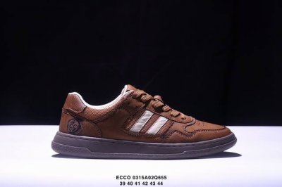 260 Ecco爱步 广东原版透气 配备原版三件套 防尘纸 高弹大底 全头层牛皮 新款百搭休闲款 纯手工制成 鞋面走线工整 清晰质感 原单品质 拼接运动透气网布