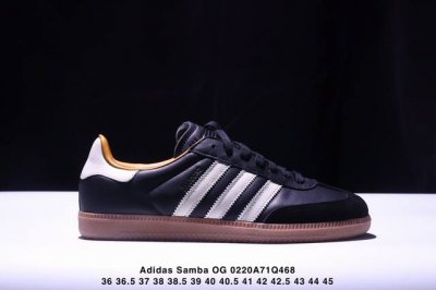 Adidas 阿迪达斯 男女鞋半码制，采用磨砂牛剖革鞋面材质，外置橡胶大底带你回味最原始的永远经典，阿迪达斯 三叶草Adidas Originals Samba