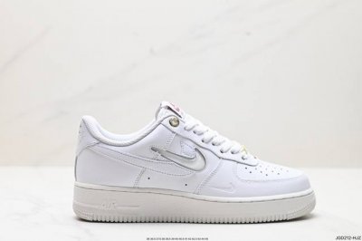 公司级nike Air Force 1'07 Prm 原楦头原纸板 打造纯正低帮空军版型 专注外贸渠道 全掌内置蜂窝气垫 原盒配件 原厂中底钢印、拉帮完美 官方