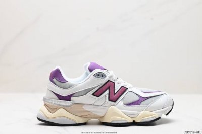 公司级joe Freshgoods X New Balance nb9060 联名款 复古休闲运动慢跑鞋 鞋款灵感源自设计师本人对夏日的怀日回忆。鞋面大身由空间