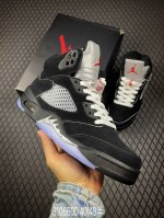 air Jordan 5 Retro Sp Dawn 黑银 #男鞋真标半码制#原档案原数据开发版型 #采用丝光磨砂小牛皮鞋面材质 #中底注胶孔及缜密中底拉帮工艺